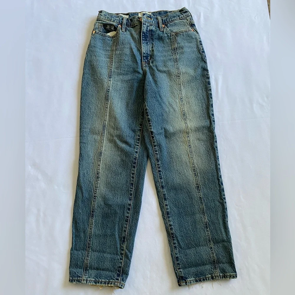Universal Thread Cropped Jeans - Picture 1 of 2
